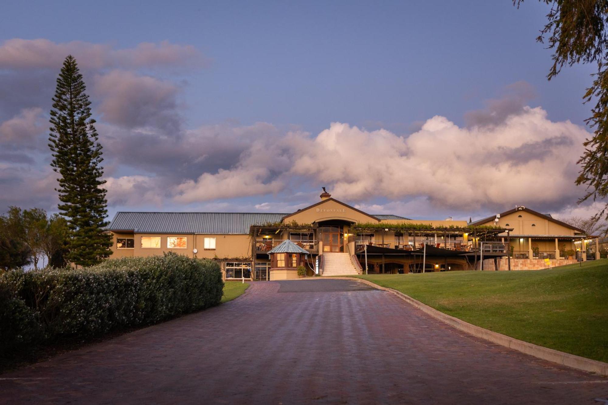 Devonvale Golf & Wine Estate Hotel Stellenbosch Exterior photo